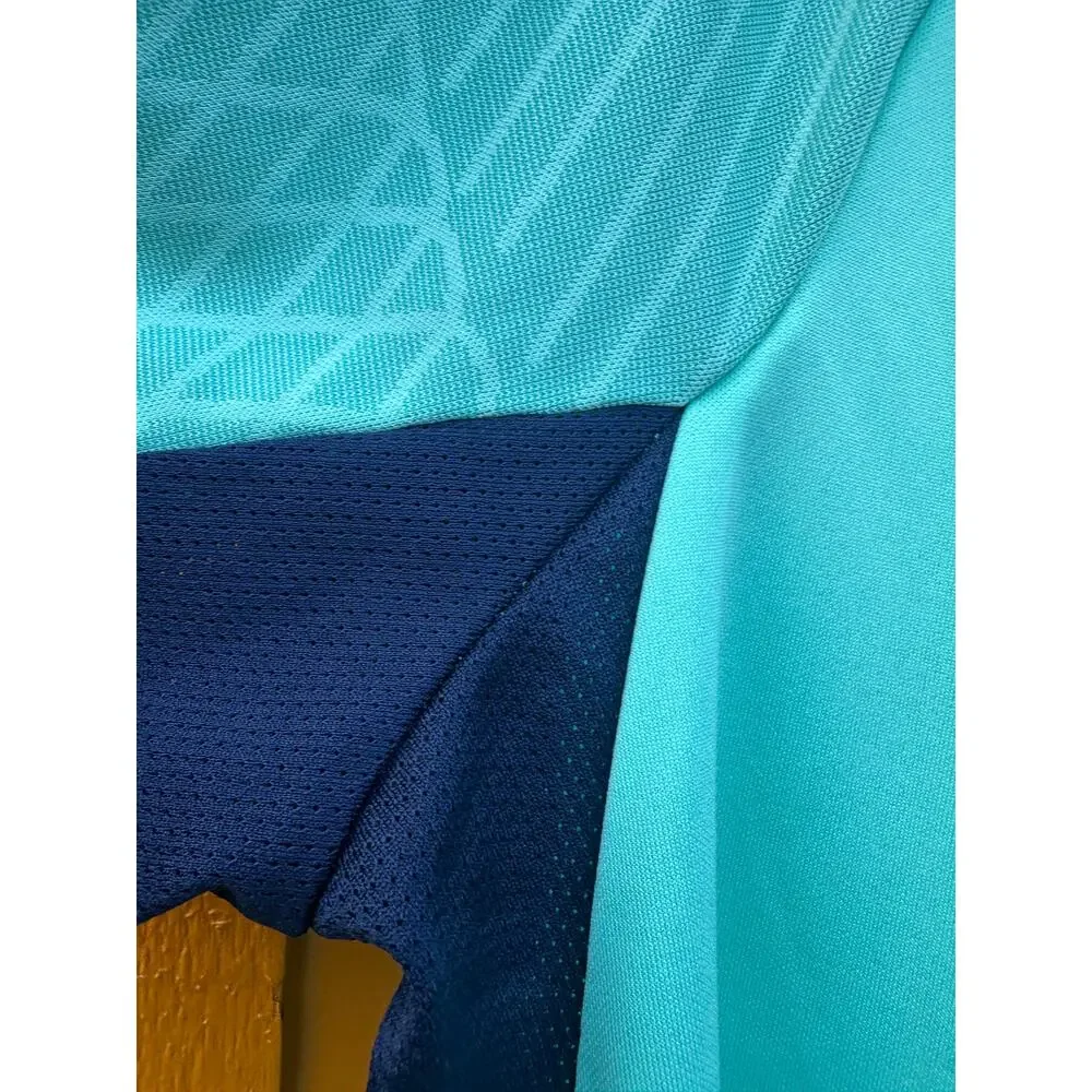 Nike Dri Fit Athletic Top XL Womens Aqua Teal Short Sleeve Performance Shirt
